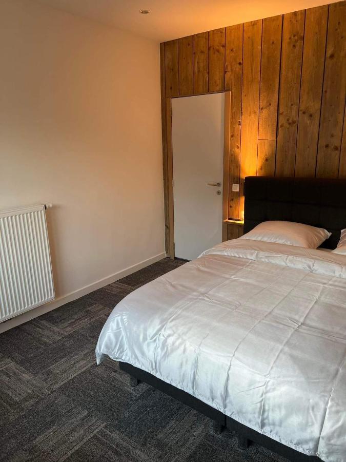 Nieuwe Kamer In Centrum Brugge Met Badkamer ! 외부 사진